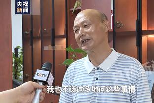 Đỗ Phong: Hy vọng các cầu thủ trẻ sau khi lên sân khấu sẽ cố gắng phòng thủ, cố gắng giành bóng rổ.